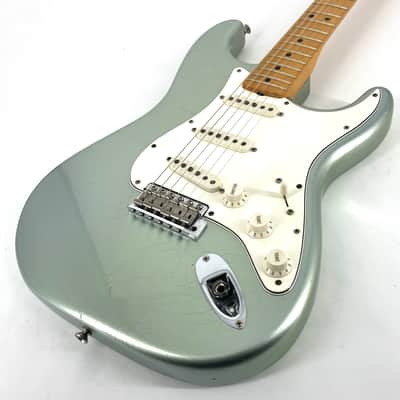 2005 Fender Custom Shop Limited Edition ’66 Stratocaster Closet Classic – Firemist Silver Metallic image 2