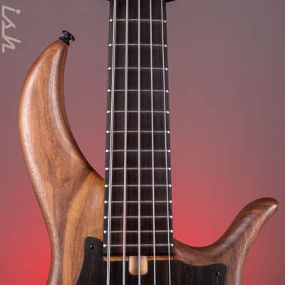 F Bass BN5 Walnut image 6