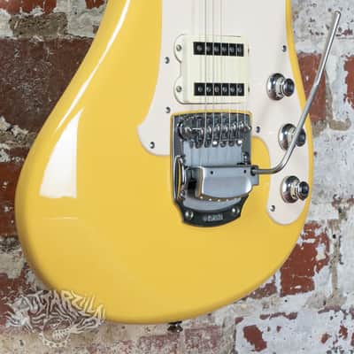 Yamaha SGV-300 Flying Samurai 2000's Yellow image 2