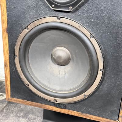 Infinity Qb 3-Way Floor Speaker Set w/ Orginal Stands image 4