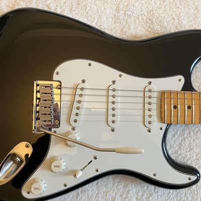 Fender American Standard Deluxe Stratocaster 1988 - Black image 2