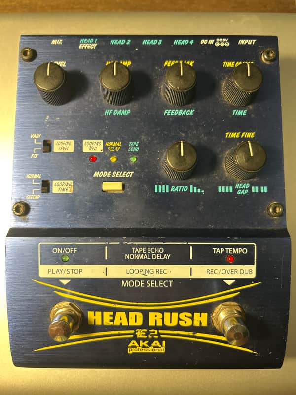 Akai E2 Headrush Delay/Looper | Reverb