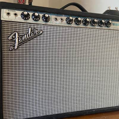 Vintage Fender Deluxe Reverb  2-Channel 22-Watt 1x12" Guitar Combo 1968 - 1969 - Silverface image 2