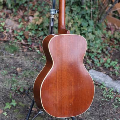 Gibson tenor guitar 1925 - natural image 10