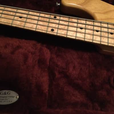 Lakland S 55 L-MN Natural left hand bass image 4