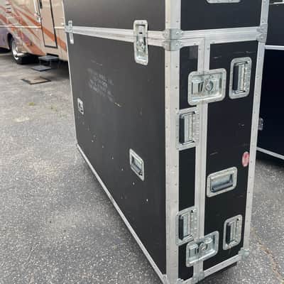 Yamaha PM5D Digital Mixing Console, Non RH image 3