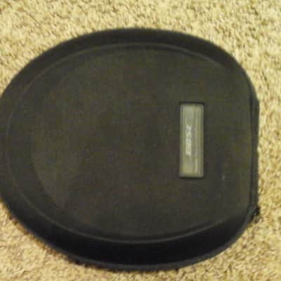 Bose QC15 Noise Canceling Headphones image 5
