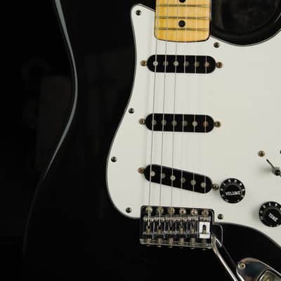 Fender International Series Stratocaster Cathay Black 1981 Vintage Guitar Pre-Owned image 4