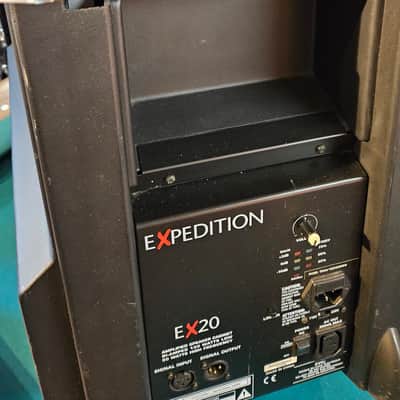 Samson EX20 200 Watt Powered Speaker image 4