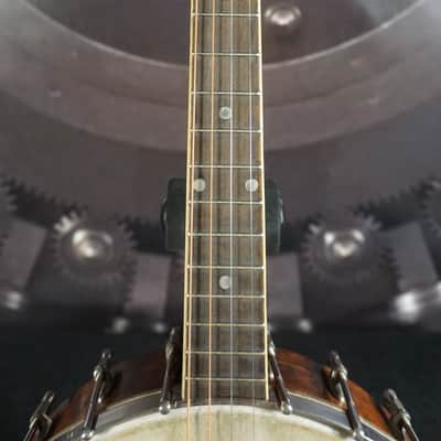 The Gibson Tenor Banjo 1926 - 10 1/2" Head image 3