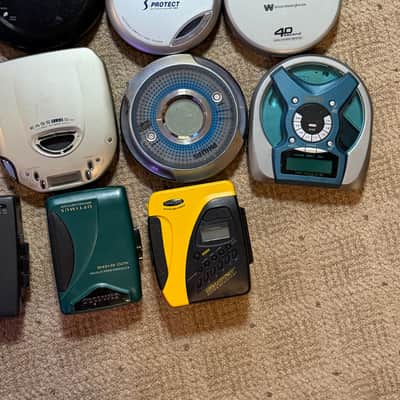 JVC,  Philps, ETC.. Walkman Cassette Player and CD Discman ALL WORKING 14 PIECE image 4