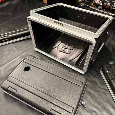 GGator GRC-8X2 8U Top / 2U Front Console Audio Rackator image 5