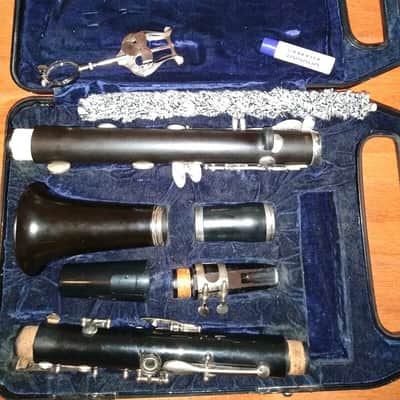 Yamaha YCL-20 Clarinet With Yamaha Case, Made in Japan, Acceptable condition image 6