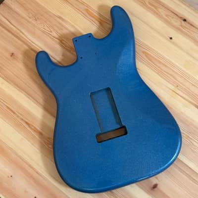 1740g Kohlin Guitars S-Type Roasted Pine replacement body Aged Nitro Relic Vintage blue sparkle Made in Sweden image 6