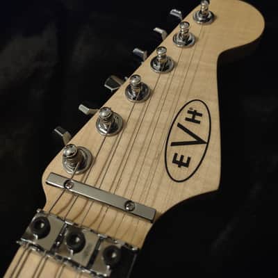 2014 EVH/Fender Striped Series "Circles/See Ya Later" 1st Run Eddie Van Halen UNCHAINED Gloss Finish- w/Gator Case image 7