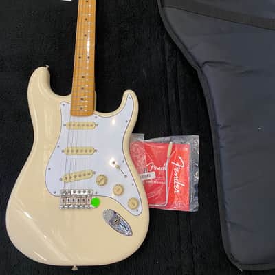 Fender Jimi Hendrix Artist Series Signature Stratocaster Olympic White #MX22269910 (8lbs, 4.0oz) image 3