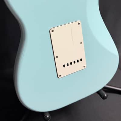 Squier FSR Classic Vibe 70's Stratocaster Electric Guitar Sonic Blue Finish (680) image 11