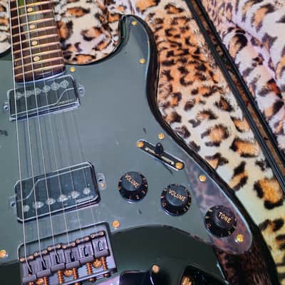 *NEW IN BOX* 2026 Fender Japan Artist Series Limited Ken Stratocaster Dodome, L'Arc-en-Ciel 35th Anniversary, Made on Order Only, Fender Flagship Tokyo Store Exclusive Model 🔥 image 9