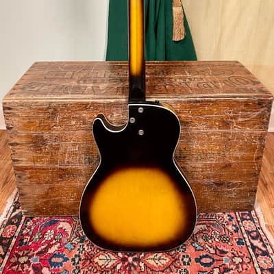 1960s Harmony H46 Stratotone "Mars" Electric Guitar Sunburst image 4