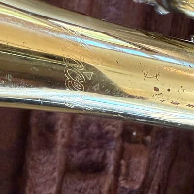 Trumpet with case and mouthpiece. Accent brand image 10