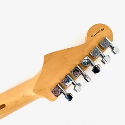 Fender Stratocaster Highway One 2002 Honey Blonde image 5