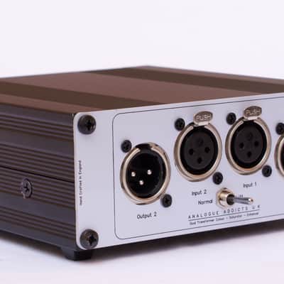 Neve Marinair Carnhill Style Transformer Box - British image 4