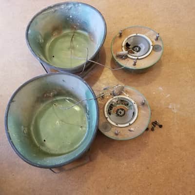University Sound Insane barn find: Pair HUGE CLC Waterproof Speakers AlNiCo Hi-Fidelity 8 Ohm Drivers 25 Watt Horn 1960 Green image 6