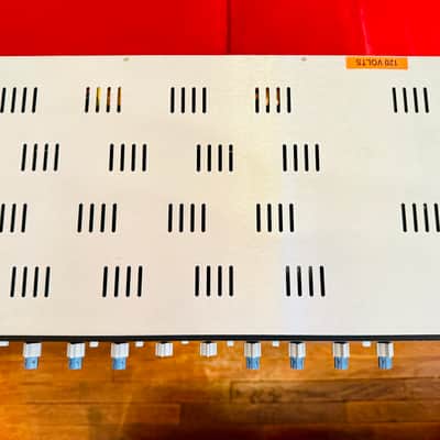 API 5500 Dual 4-Band Equalizer 2007 - 2019 - Black image 4