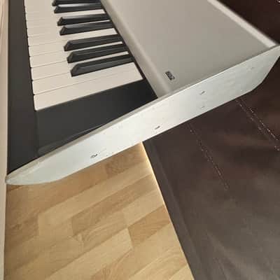 Roland Fantom X8 2005