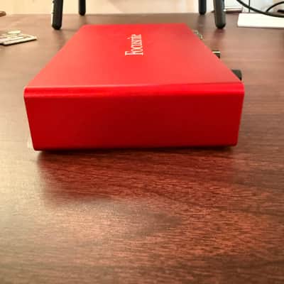 Focusrite Scarlett 8i6 3rd Gen USB Audio Interface 2019 - Present - Red / Black image 3