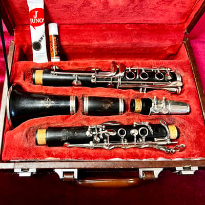 Buffet Crampon E11 Wood Clarinet! 🔥New Pads🔥 Plays Perfectly! 🤩 image 2