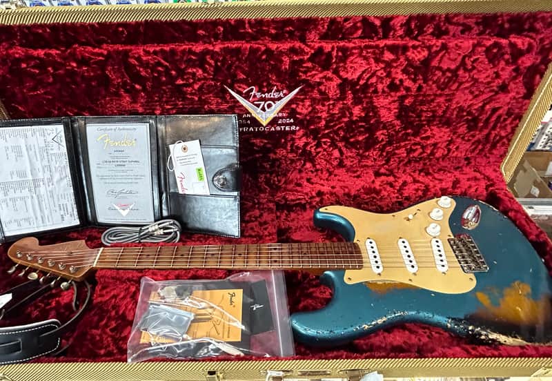 Fender Custom Shop Limited Edition ‘54 Stratocaster Super Heavy Relic - Aged Ocean Turquoise over 2-Color Sunburst /7lbs. 9.6oz #LXX0040 image 1