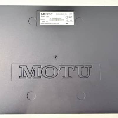 MOTU 16A Thunderbolt / USB 2.0 Audio Interface 2014 - Present - Black image 7