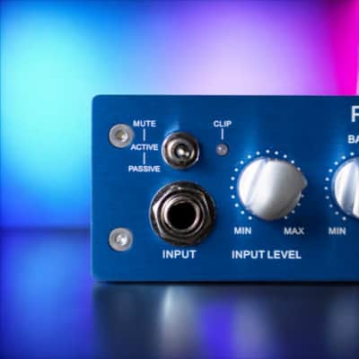Phil Jones BP-200 200-Watt Compact Bass Amp Head; A bass amp that will fit in your gig bag! The Phil Jones BP-200 amplifier offers 200 watts RMS of power while weighing only 2.5lbs. image 5