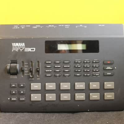 Yamaha RY30 Drum Machine 1990's Japan RARE! image 2