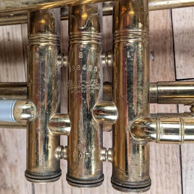Buescher Aristocrat Model 207 Bb Trumpet 50's era needs work image 6
