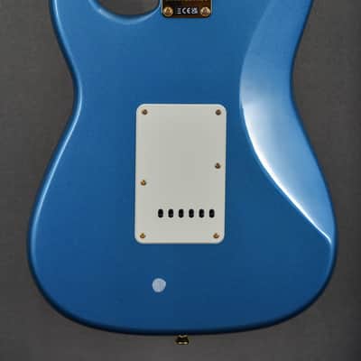 Squier 40th Anniversary Stratocaster Gold Edition - Lake Placid Blue image 10