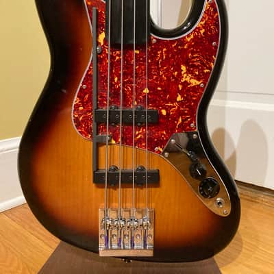 Fender Jazz Fretless with Pro Upgrades 2018 - 3-Color Sunburst image 2