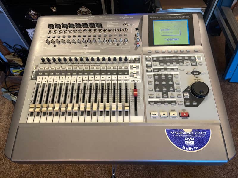 Immagine Roland VS-2480DVD LOADED 4x VS8F-2 effects cards  - VS 2480 DVD CD - 1