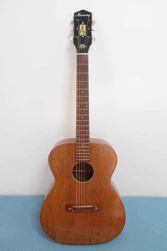 Harmony H165 Grand Concert