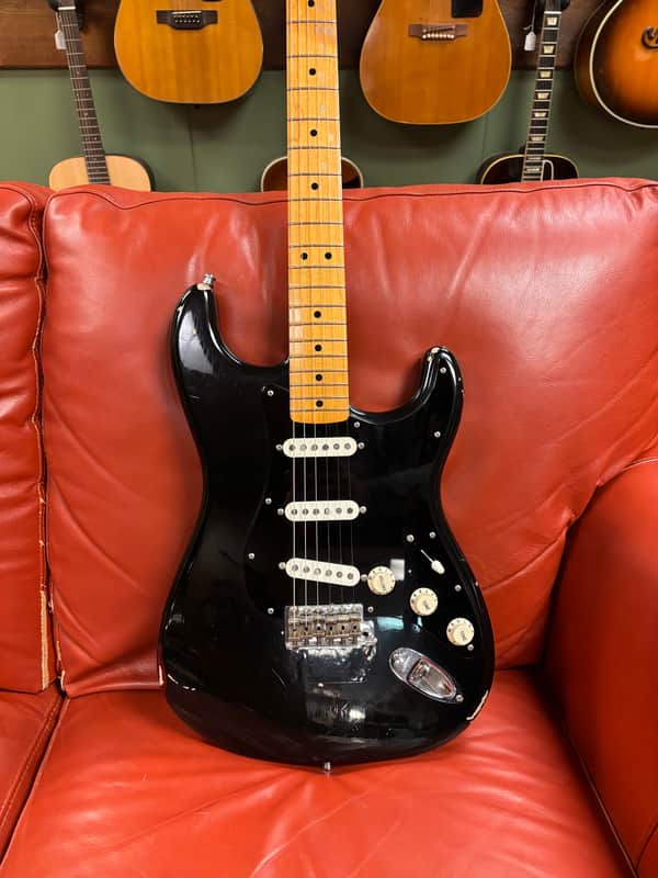 2008 Fender Custom Shop David Gilmour Stratocaster Relic Black over 3-Color Sunburst image 1