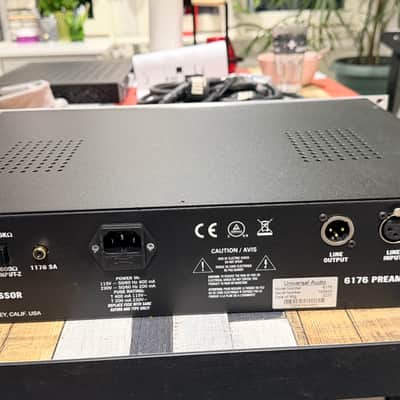 Universal Audio 6176 Channel Strip 2003 - Present - Silver image 5