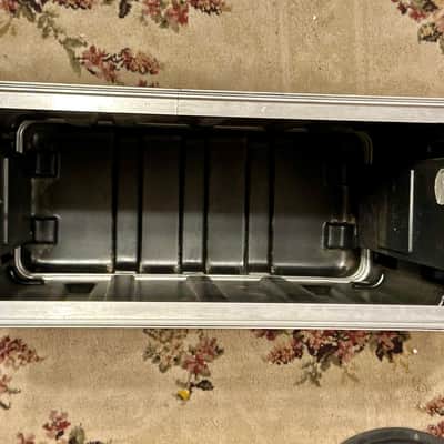 SKB 1SKB-R4U 4U Roto-Molded Rack Case 2010s - Black image 5