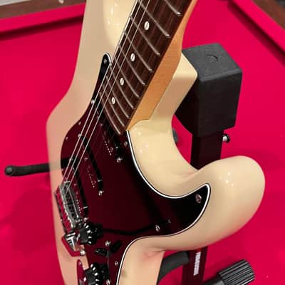 Fender Stratocaster 2022 (Mod Shop) - Desert Sand image 7