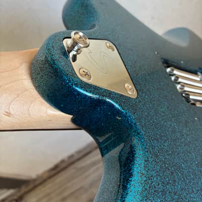 Immagine Squier Paranormal Super-Sonic 2021 - Present - Blue Sparkle electric guitar upgrades - 11