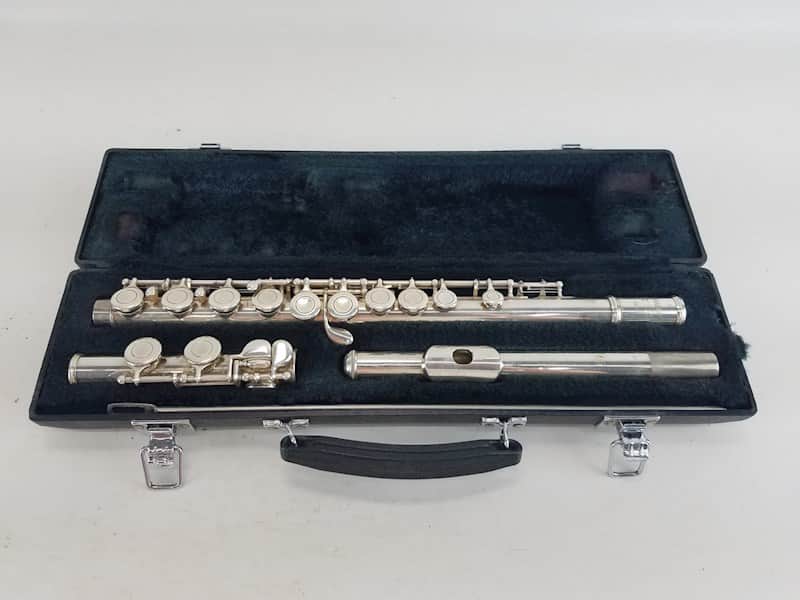 Yamaha YFL-225SII Flute, Japan, with case image 1