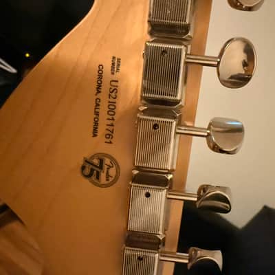 Fender Limited Edition American Professional Stratocaster with Maple Fretboard 2018 - 2019 - Lake Placid Blue image 4