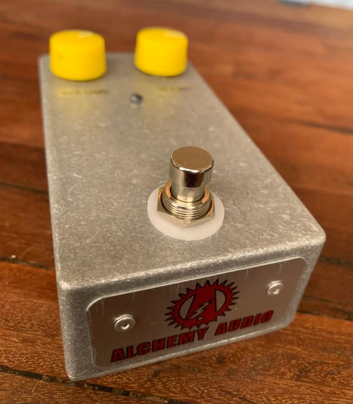Alchemy Audio Greer Green Giant Fuzz Guitar Effects Pedal image 1