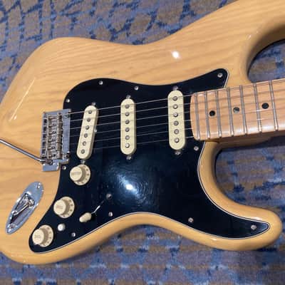 Fender Stratocaster Deluxe Noiseless Mex 2016 - Blonde image 3