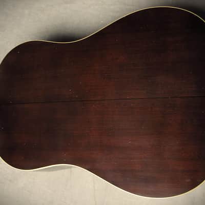 Gibson Custom 1942 Banner J-45 Reissue Light Aged Vintage Sunburst image 5